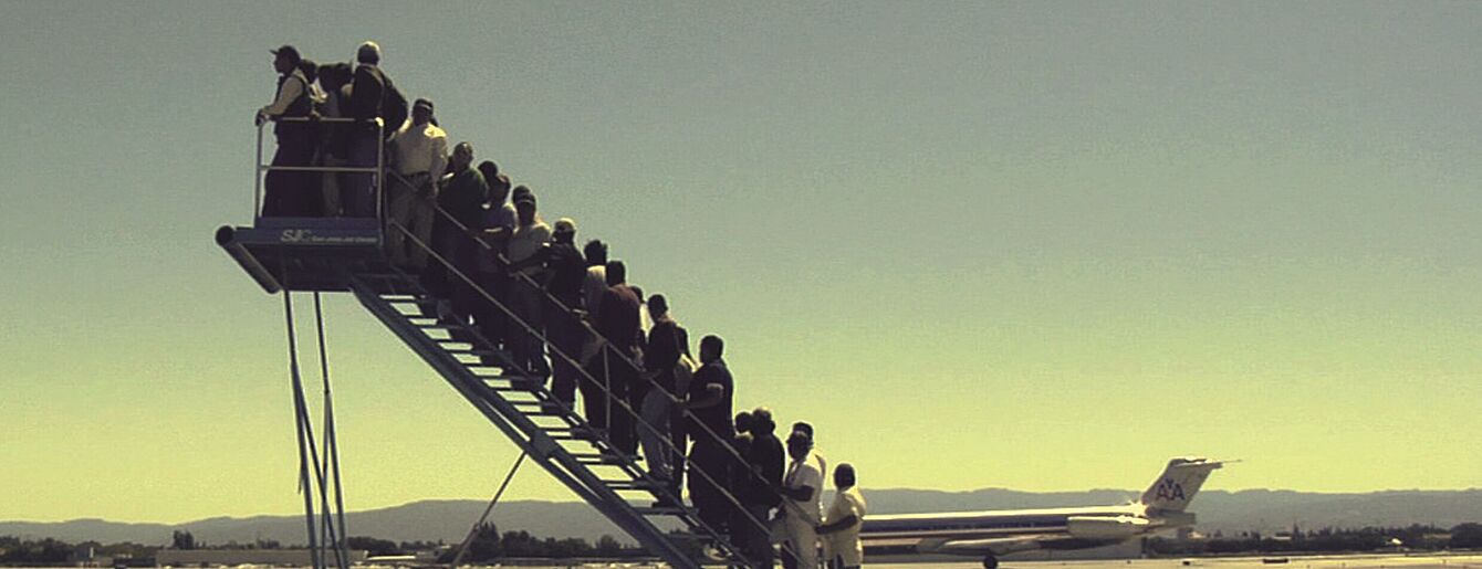 Adrian Paci, Centro di Permanenza temporanea, 2007