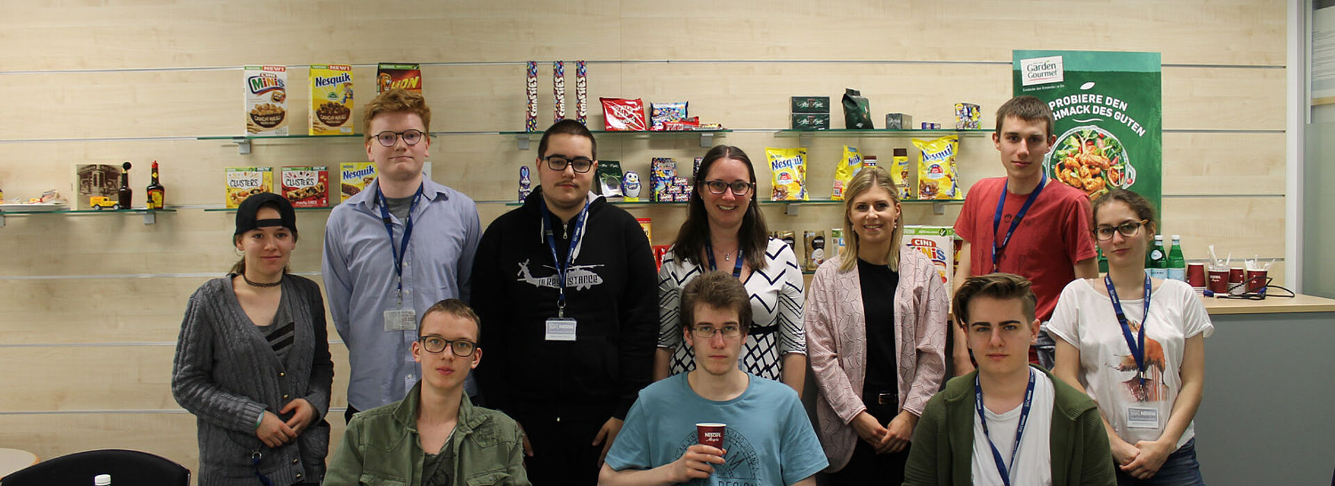 Gruppenfoto vom Besuch bei Nestle