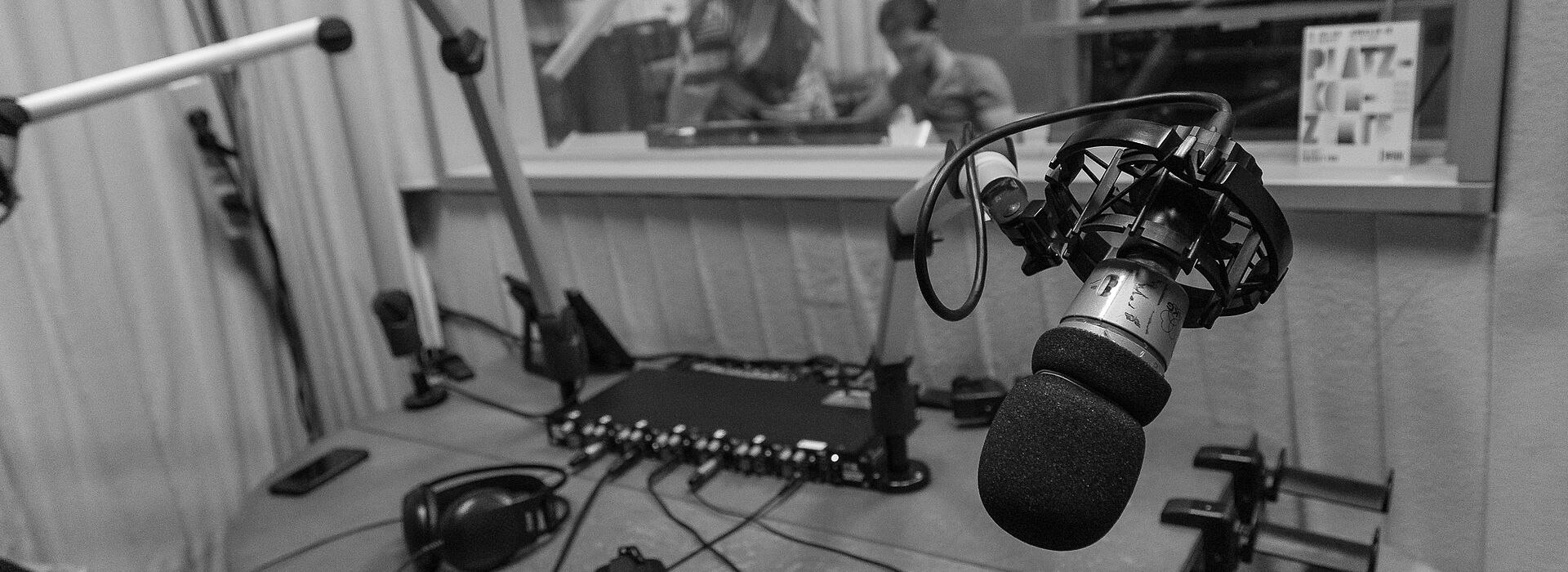Mikrofone im Studio von Radio Orange