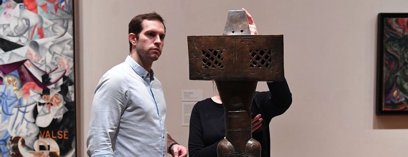 Parviz Tanavoli "The Prophet", MoMA (NYC) Parviz Tanavoli "The Prophet", MoMA (NYC)