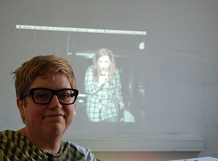 Kathy Slade und Jeff Derksen im Gespräch | Foto: KEX