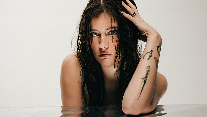 Madeline Juno © Jakob Marwein