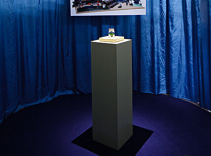 Aki Nagasaka | If on a winter´s night a traveler | 2010-12 | Ausstellungsansicht | KEX 2012 | Foto: Wolfgang Thaler