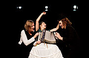 MusiktheaterJuJu_EinHuteinStock_WUK März 2019 (c)Julia Wesely