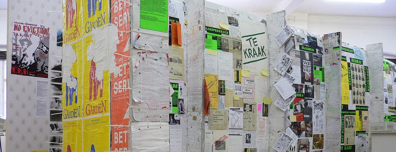 FREIBESETZT, Papierhaus, Foto: S.JIrkuff